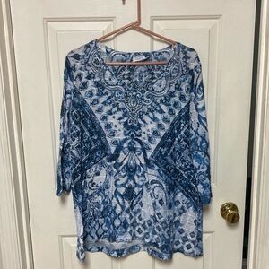 3/$20 bundle and save… 
Cute top XL